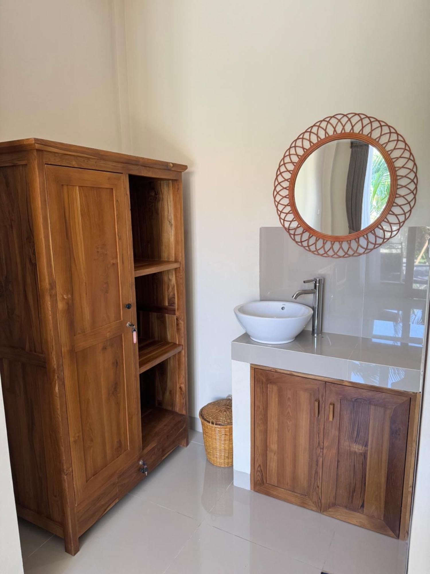 Canggu Nadi 2 Guest House Ngoại thất bức ảnh